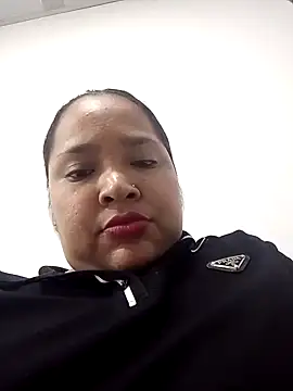 Snapshot of Angelly_ricura chatting on 06.08.26 Angelly ricura online show from 06.08.26