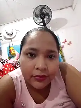 Snapshot of Angelly_ricura chatting on 06.22.26 Angelly ricura online show from 06.22.26