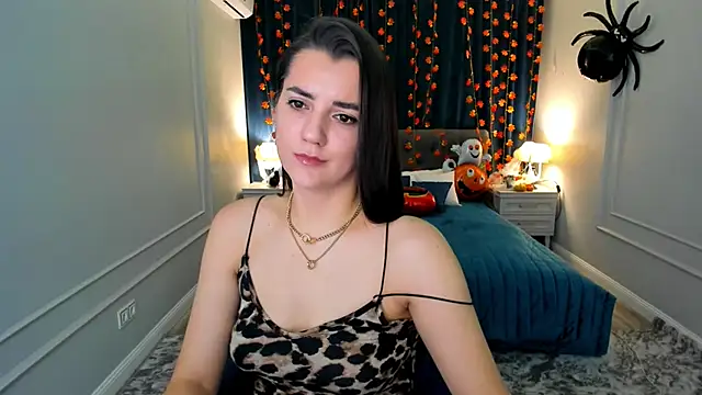 mintydaze online show from 10.19.25