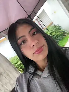 Adele Pinkk online show from 12.16.25