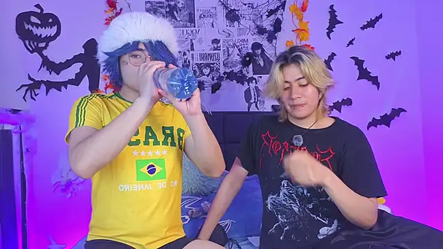 Snapshot of Vamps_Lovers chatting on 10.25.25 Vamps Lovers online show from 10.25.25