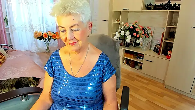 HotandMature online show from 03.25.26