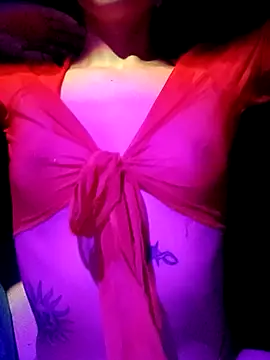 Snapshot of malvinaAAA chatting on 09.25.25 malvinaAAA online show from 09.25.25