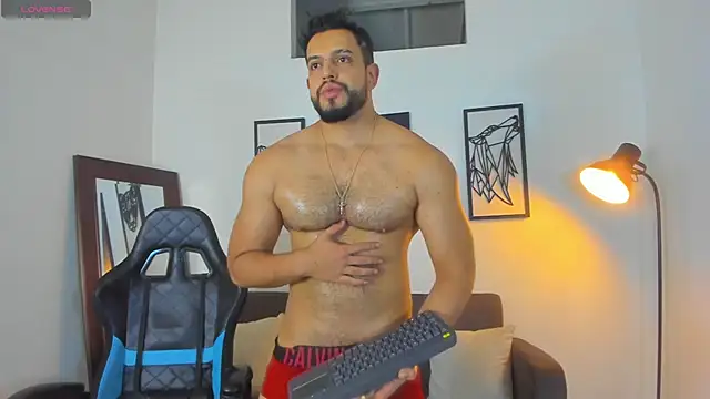 Justin kingX7 online show from 10.04.25