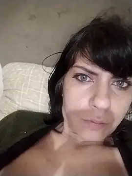 Snapshot of Lea9816 chatting on 11.14.25 Lea9816 online show from 11.14.25