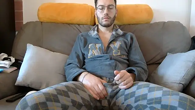 Amicisegreti online show from 02.02.26