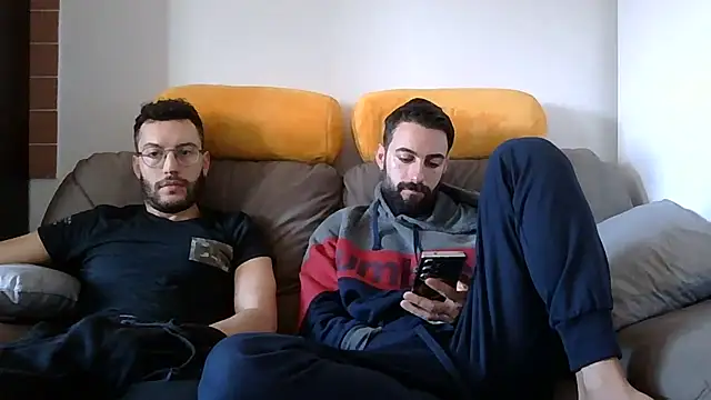 Amicisegreti online show from 02.17.26