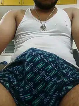 Snapshot of mommylover5 chatting on 09.10.25 mommylover5 online show from 09.10.25