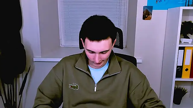 Snapshot of David__Diamond chatting on 10.29.25 David Diamond online show from 10.29.25