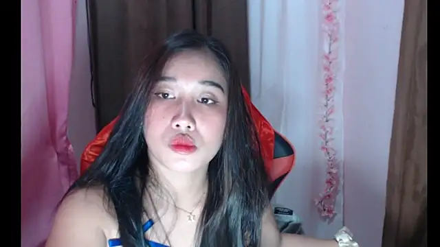 Snapshot of Chubby_HotLady chatting on 10.16.25 Chubby HotLady online show from 10.16.25