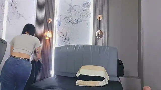 Olivia11  online show from 04.16.26