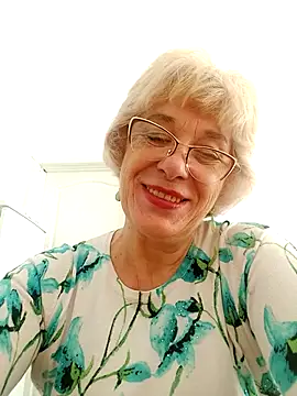 52MiaLove02 online show from 09.25.25