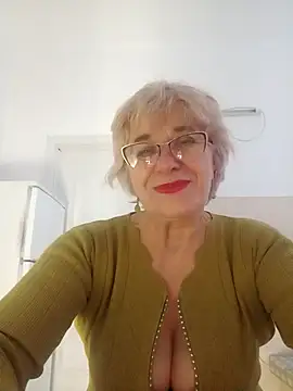 Snapshot of 52MiaLove02 chatting on 01.16.26 52MiaLove02 online show from 01.16.26