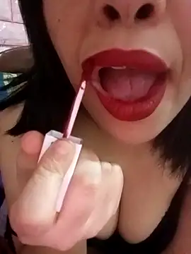 Snapshot of sexynadouch chatting on 02.18.26 sexynadouch online show from 02.18.26