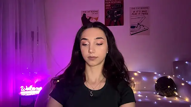 LinaMour online show from 03.30.26