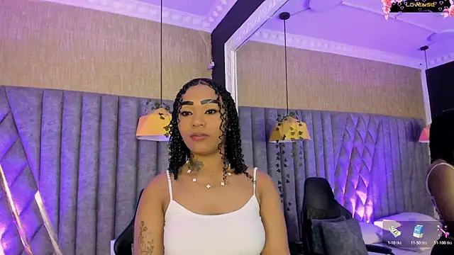 SkylerBloomm online show from 04.01.26