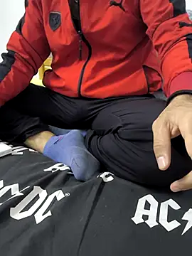 Snapshot of yazinyazin1 chatting on 11.11.25 yazinyazin1 online show from 11.11.25