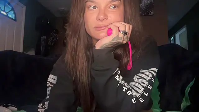 Trippie hippies1313 online show from 09.10.25