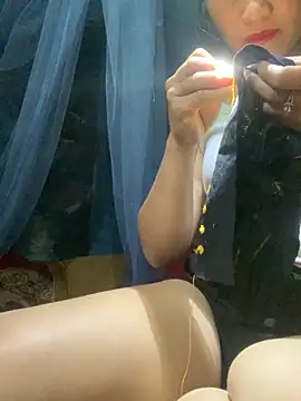 Snapshot of tuyetnhi-00 chatting on 09.29.25 tuyetnhi-00 online show from 09.29.25