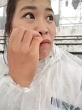 Snapshot of tuyetnhi-00 chatting on 11.03.25 tuyetnhi-00 online show from 11.03.25