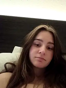 freakylittlebitch69 online show from 09.27.25