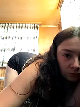 YoungLiisaxx online show from 11.06.25