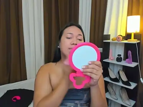 TsUncutKaren online show from 10.09.25