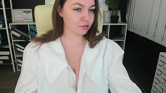  feel me  online show from 11.17.25