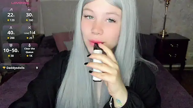 Diana Dream online show from 10.24.25