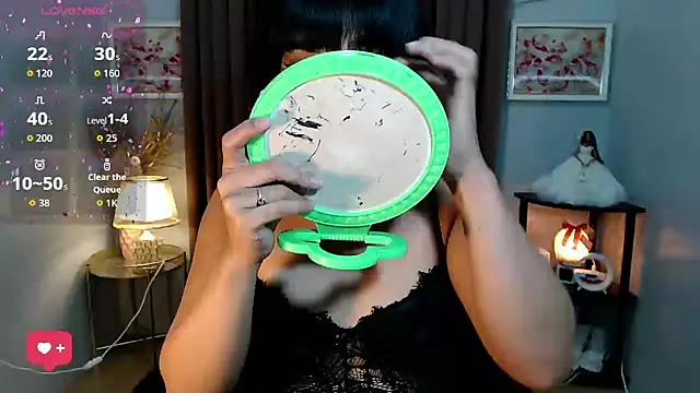 Kiethmadison Miller online show from 09.26.25