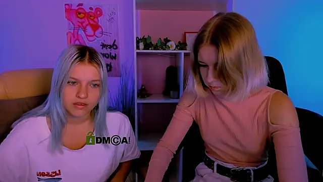 Snapshot of gloria_bubble chatting on 09.17.25 gloria bubble online show from 09.17.25