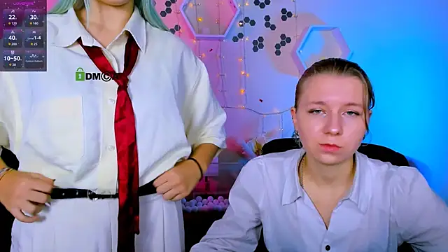 Snapshot of gloria_bubble chatting on 11.11.25 gloria bubble online show from 11.11.25