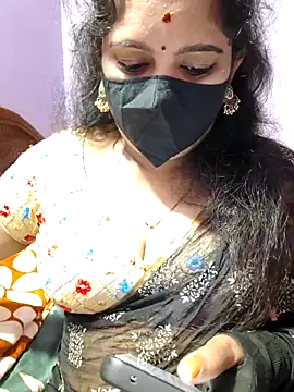 luci-queen online show from 09.21.25