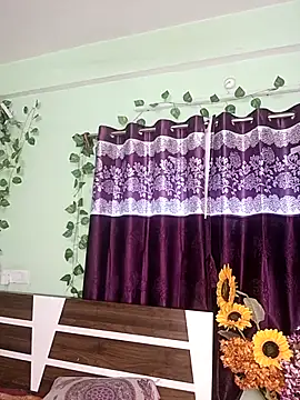 V-Hot-Sweti online show from 09.17.25