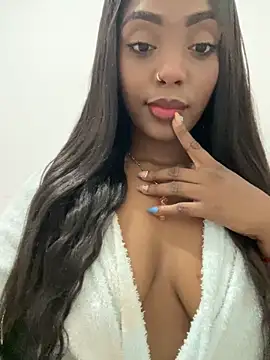 zaracollins01 online show from 12.04.25