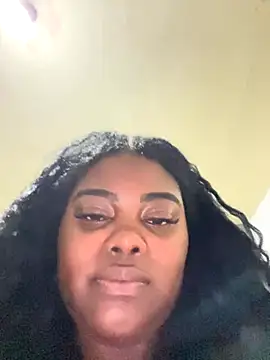 LunaSthena online show from 10.16.25