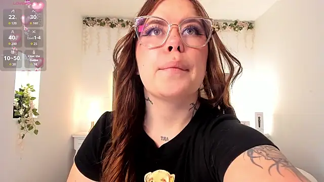 Snapshot of melissa_es chatting on 02.17.26 melissa es online show from 02.17.26