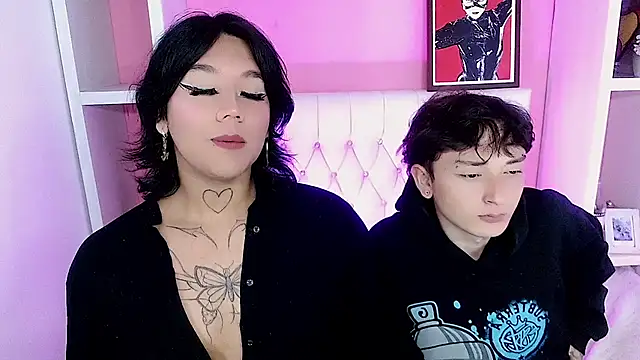 Snapshot of x_karloss_x chatting on 11.17.25 x karloss x online show from 11.17.25