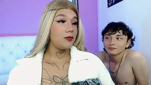 Snapshot of x_karloss_x chatting on 11.29.25 x karloss x online show from 11.29.25