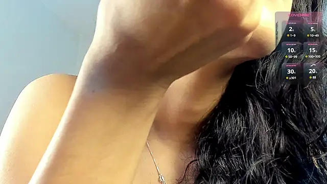 emycarver09 online show from 02.03.26