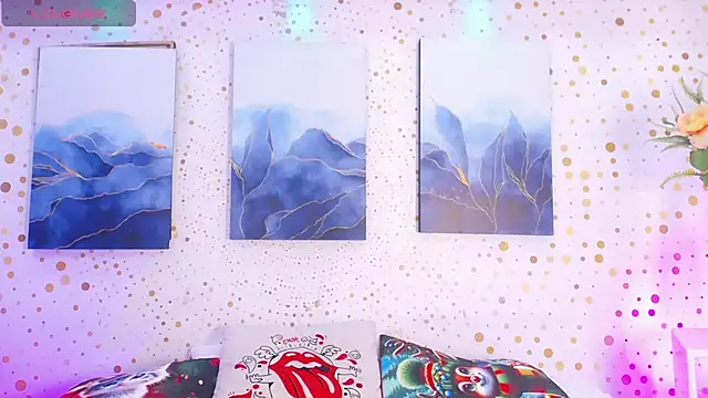 Emily Vaughan online show from 12.17.25