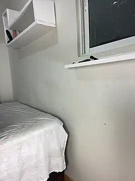 cloeX c online show from 04.19.26