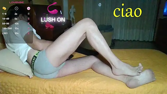 lattediyak online show from 11.20.25