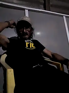 Snapshot of Bianomc1974 chatting on 11.30.25 Bianomc1974 online show from 11.30.25