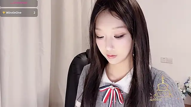 Winnie666- online show from 10.13.25