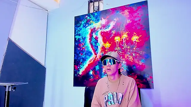 Dante Brown1  online show from 10.04.25