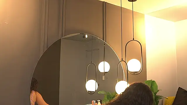 Snapshot of Tayler_Kim chatting on 09.09.25 Tayler Kim online show from 09.09.25