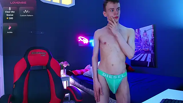 Snapshot of Brad_Myles chatting on 09.20.25 Brad Myles online show from 09.20.25