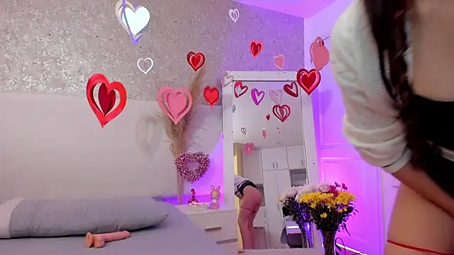 Snapshot of AnniieCooper chatting on 02.12.26 AnniieCooper online show from 02.12.26