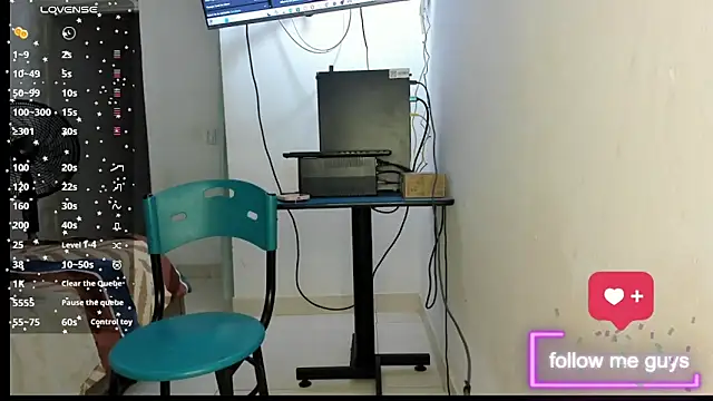 lunna noir online show from 11.03.25